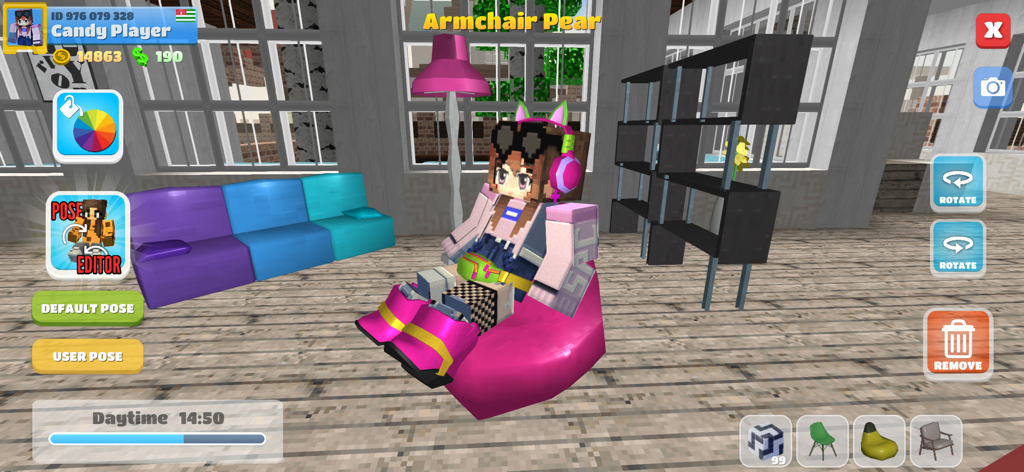 Personaje cúbico sentado en un sillón rosa perlado dentro de una habitación decorada a medida en School Party Craft