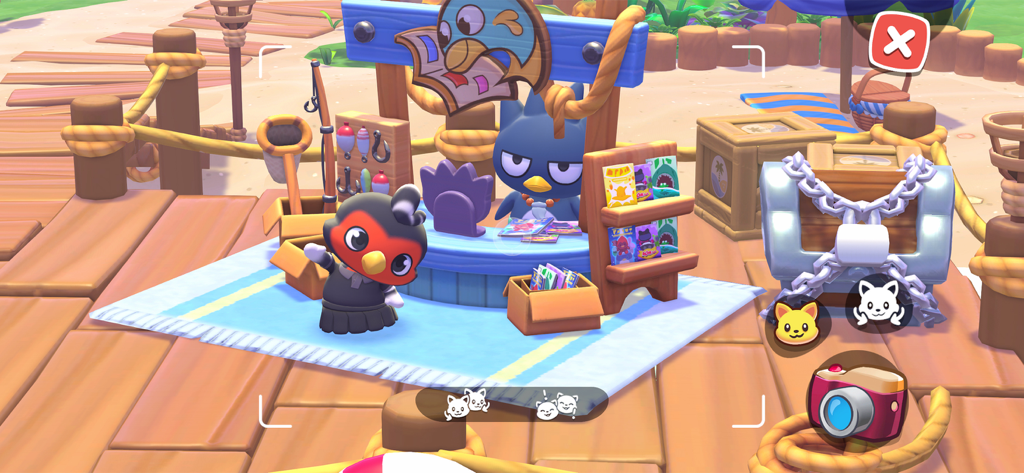 Hello Kitty Island Intro - El personaje del jugador posando para una foto en una tienda frente al mar en Aventura Costera con Hello Kitty