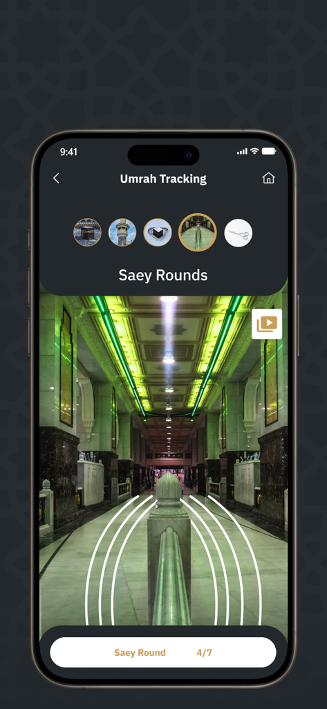 Tawkeel | توكيل - Pantalla de smartphone que muestra la aplicación Tawkeel rastreando el progreso de las rondas de Saey durante Umrah.