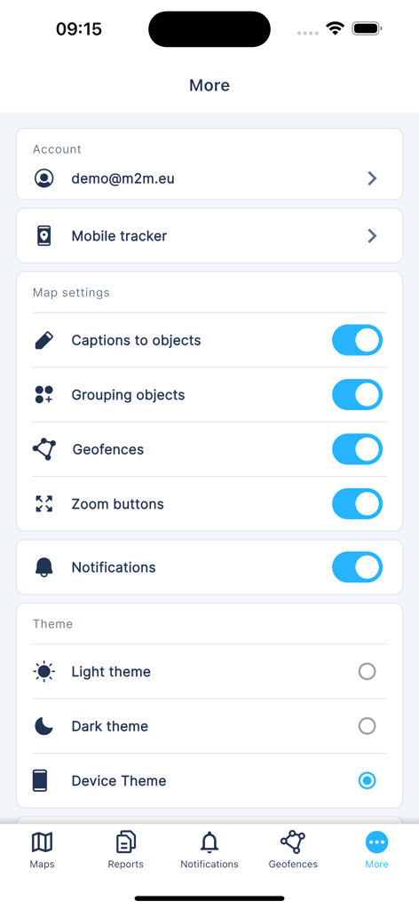 The settings menu of the M2M App showing account information, map display options, and notification preferences.