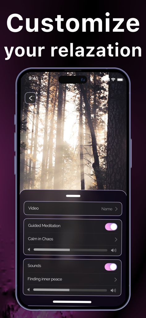 Pantalla de iPhone que muestra la configuración de personalización para meditación guiada y sonidos de relajación sobre un fondo de bosque iluminado por el sol
