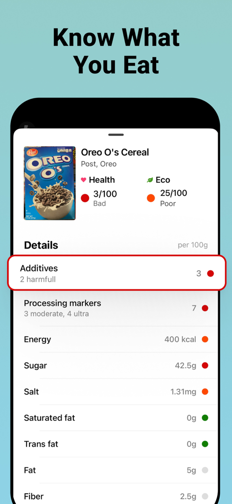 Una pantalla móvil que muestra un análisis nutricional detallado y una puntuación de salud para cereales en la aplicación Suavita