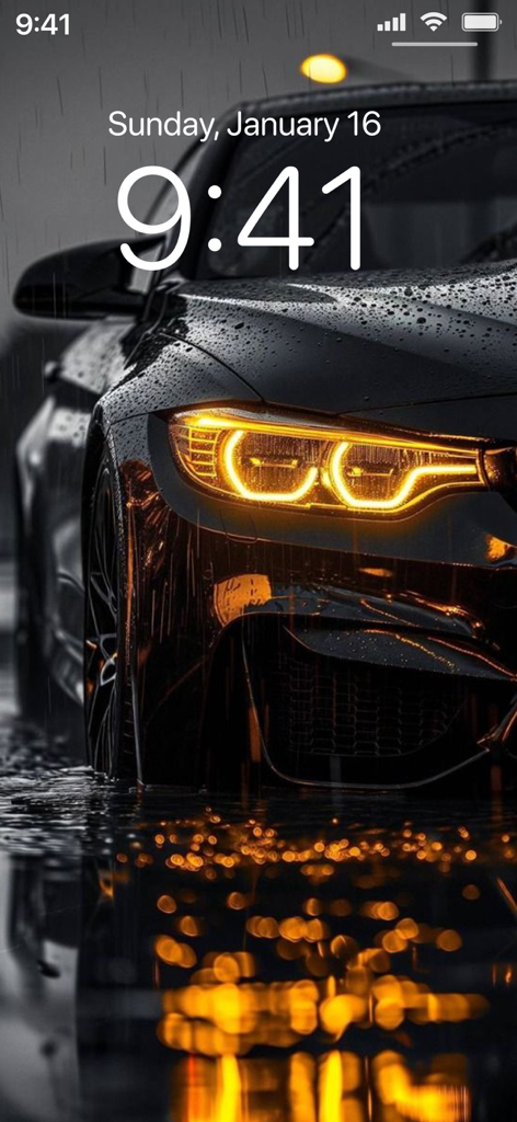 Car Wallpapers 4K | HD - Primer plano de un fondo de pantalla de coche deportivo negro en 4K con faros amarillos brillantes bajo la lluvia en la pantalla de bloqueo de un iPhone