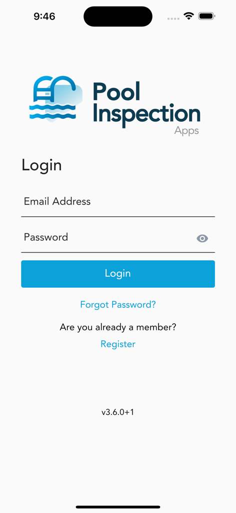 Pantalla de inicio de sesión de la aplicación móvil Pool Inspection Apps que muestra campos de entrada de correo electrónico y contraseña.