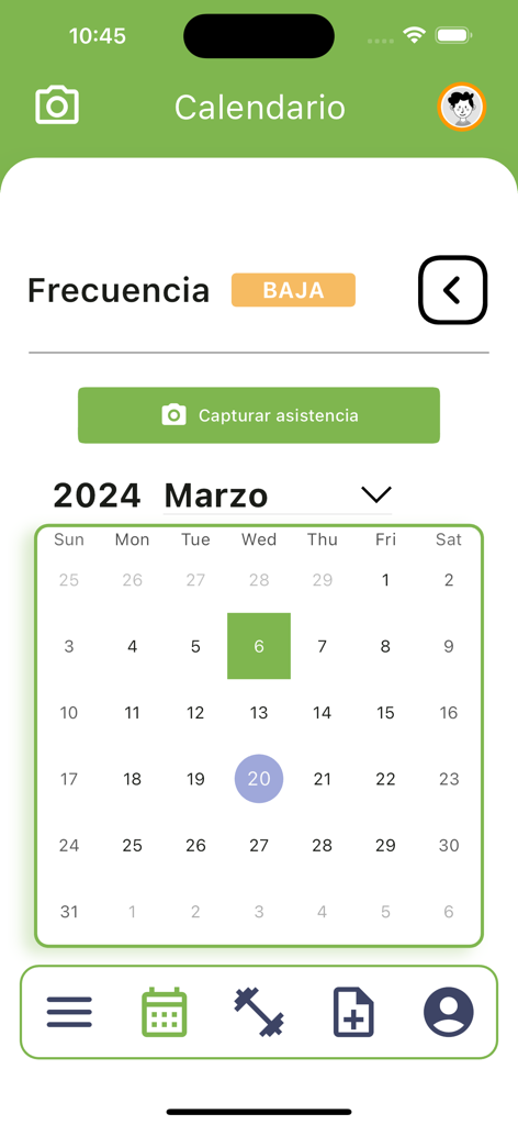 Enforma digital - Enforma digital app monthly training calendar screen showing workout attendance