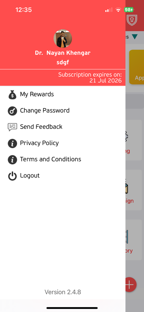 Seitenmenü der Clinicia-App mit Arztprofil und Kontoeinstellungen.