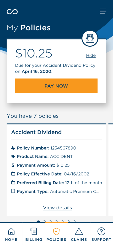 Painel de apólices do aplicativo móvel MyCombined exibindo uma apólice de seguro contra acidentes com valor de pagamento devido e um botão de pagamento agora