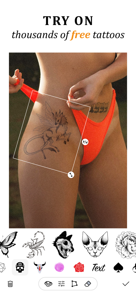 Tattoo AI・Ink Design Generator - Interfaz de la aplicación móvil mostrando la colocación de un tatuaje virtual de una criatura alada en la cadera de una persona con una biblioteca de opciones de diseño debajo