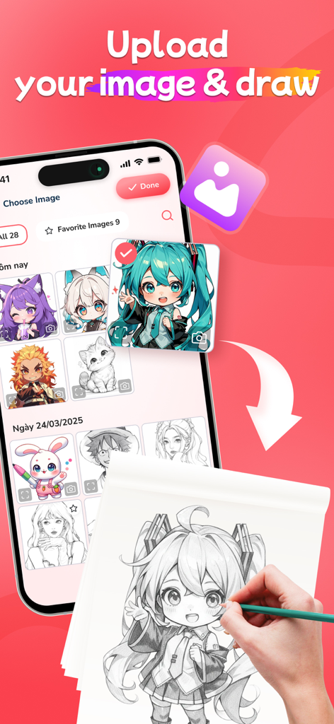 Eine Smartphone-App, die eine Bildergalerie anzeigt und eine Hand, die einen ausgewählten Anime-Charakter auf ein physisches Skizzenbuch zeichnet