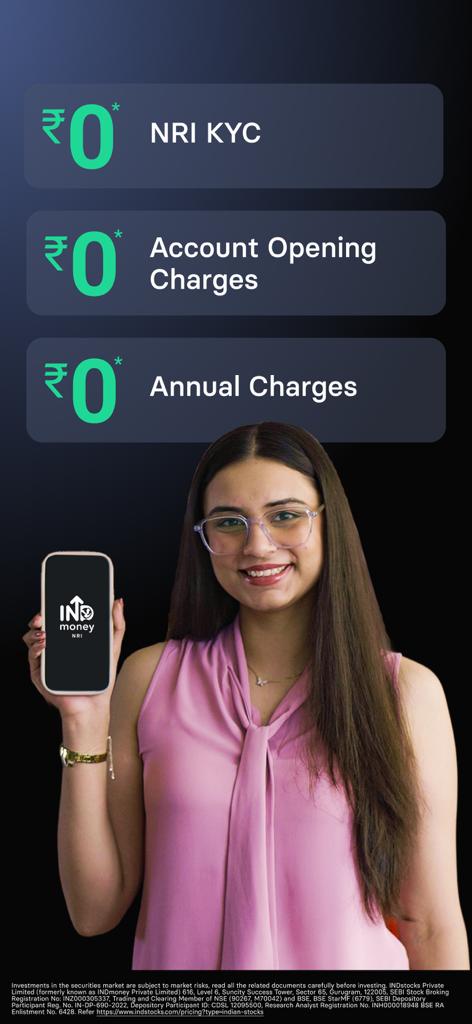 INDmoney - NRI Investing App - Una donna che tiene uno smartphone con il logo INDmoney NRI accanto a un testo che evidenzia costi zero per l'apertura del conto KYC e le commissioni annuali.