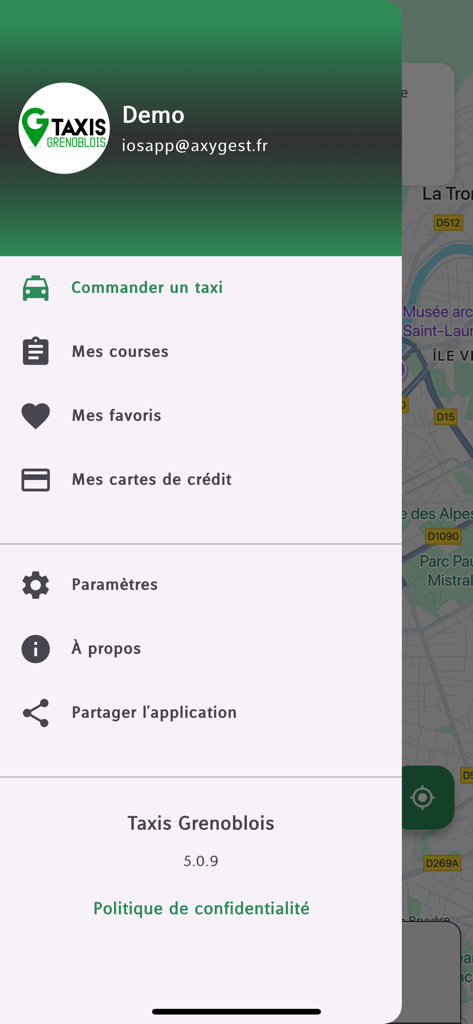 Taxis Grenoblois - Menu de navigation de l'application Taxis Grenoblois montrant les options pour commander un taxi, gérer les trajets et consulter les paramètres du compte