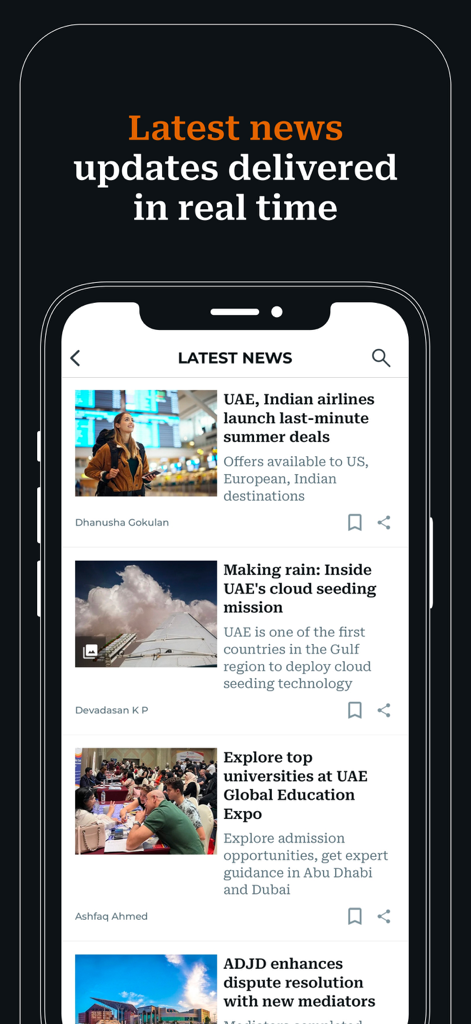 Gulf News - Latest UAE News - Interface mobile de l'application Gulf News affichant une liste des derniers articles d'actualité avec un en-tête indiquant « Dernières actualités mises à jour en temps réel ».