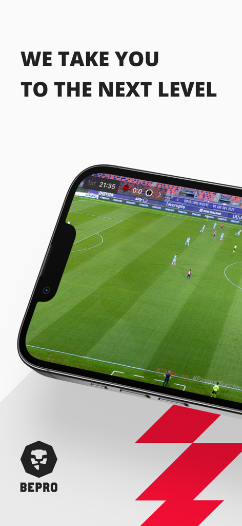 Un smartphone affichant un enregistrement de match de football dans l'application BEPRO Sports avec le slogan Nous vous emmenons au niveau supérieur