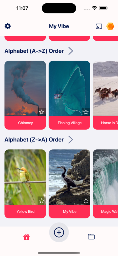 Fuevana IPTV Pro - Interface da galeria de mídia do Fuevana IPTV Pro mostrando vídeos adicionados pelo usuário organizados com miniaturas e opções de classificação no iPhone.