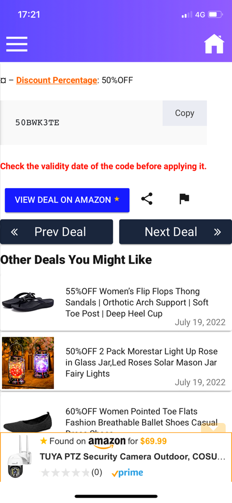 Coupons For Shopping Online - Screenshot der mobilen App, der einen Amazon-Promo-Code mit Optionen zum Kopieren und Anzeigen des Angebots sowie verwandten Produktangeboten anzeigt.
