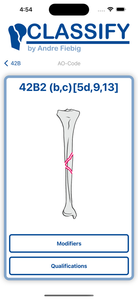 Classify - FractureCode - Medical app screen displaying a bone fracture diagram with AO code 42B2 and classification options.