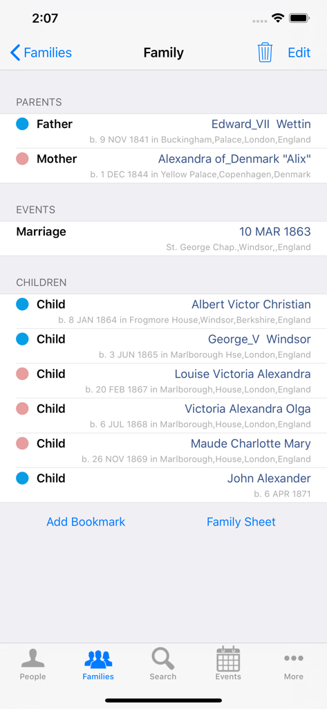 GedView App-Oberfläche, die Familienmitglieder anzeigt, einschließlich Eltern, Heiratsdatum und einer Liste von Kindern
