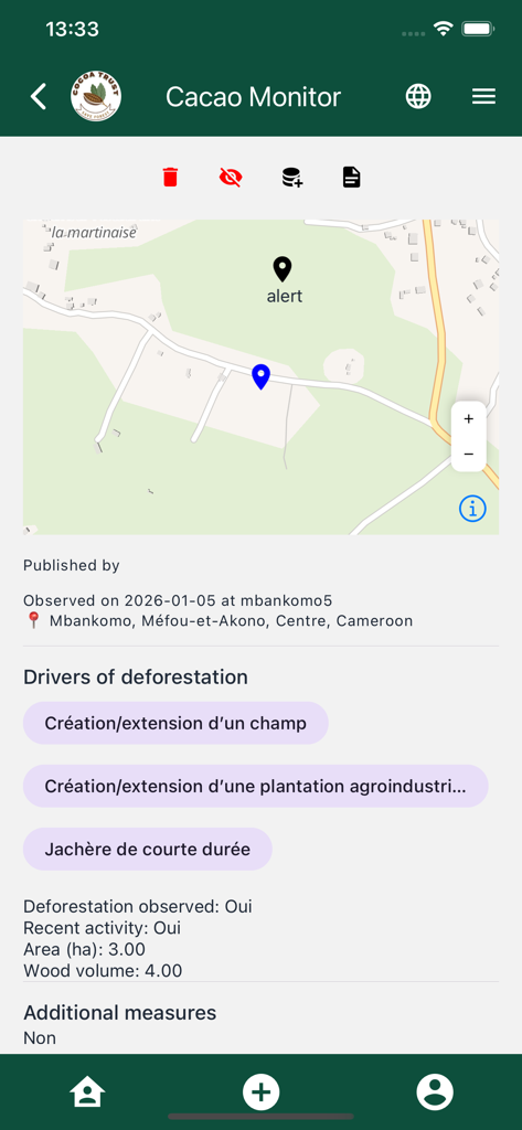 Cocoa Monitor - Una alerta de deforestación detallada en la aplicación Cocoa Monitor con mapa y datos de observación de campo.