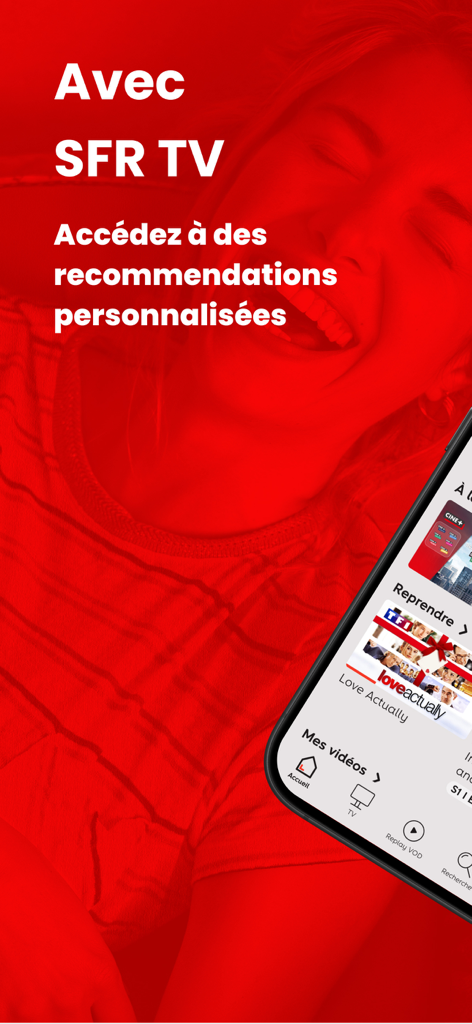 Écran de smartphone montrant l'application SFR TV avec des recommandations personnalisées et la fonction de reprise de lecture