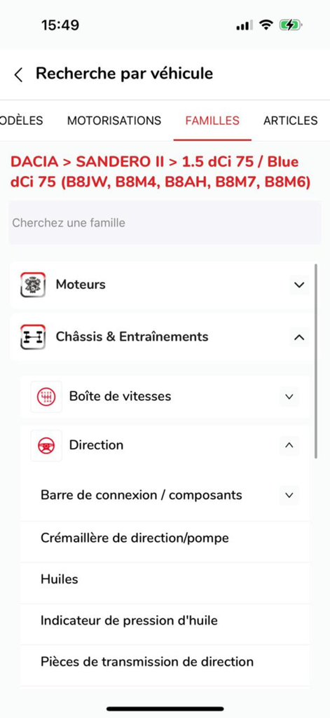 autoplus - AutoPlusアプリの検索画面。ダチア・サンデロ用の自動車部品カテゴリが表示されています。