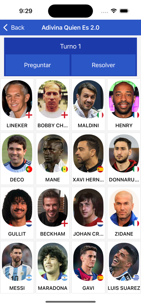 Adivina Quien Es - Gameplay-Bildschirm von Wer bin ich? mit einem Raster berühmter Fußballspieler wie Messi und Beckham für das Ratespiel