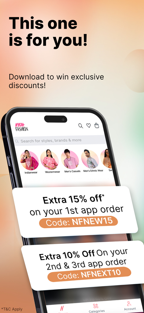 Pantalla promocional de la aplicación Nykaa Fashion que muestra descuentos exclusivos y códigos promocionales para los primeros pedidos