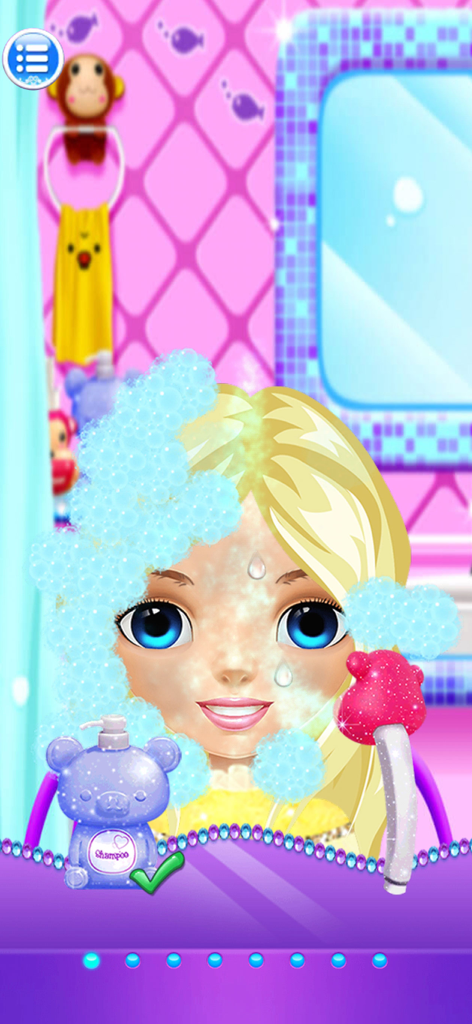 Princess Fashion Makeup - A princess character with soap bubbles on her head during a hair spa session