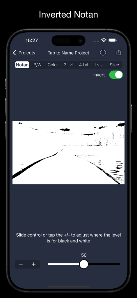 NotanIzer - 풍경 이미지에 반전 노탄 필터가 적용된 NotanIzer 앱을 보여주는 스마트폰 화면.
