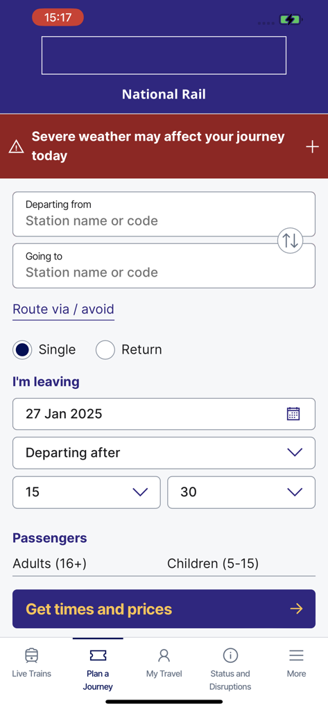 National Rail - La pantalla del planificador de viajes de la aplicación National Rail que muestra los campos de entrada para las estaciones de salida y llegada con selección de fecha y hora