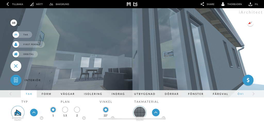 iArchitect - 3D architectural design interface in iArchitect showing interior and exterior house views with roof configuration settings.