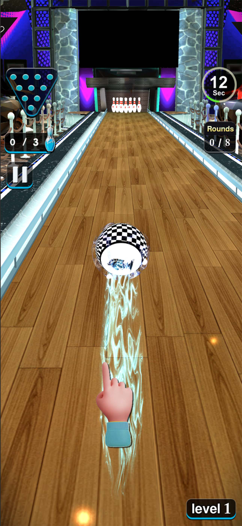 Pin Bowling Ball: Bowling Game - Um jogo de boliche 3D mostrando uma bola quadriculada sendo lançada em uma pista com um ícone de mão indicando o controle de gesto de deslizar.