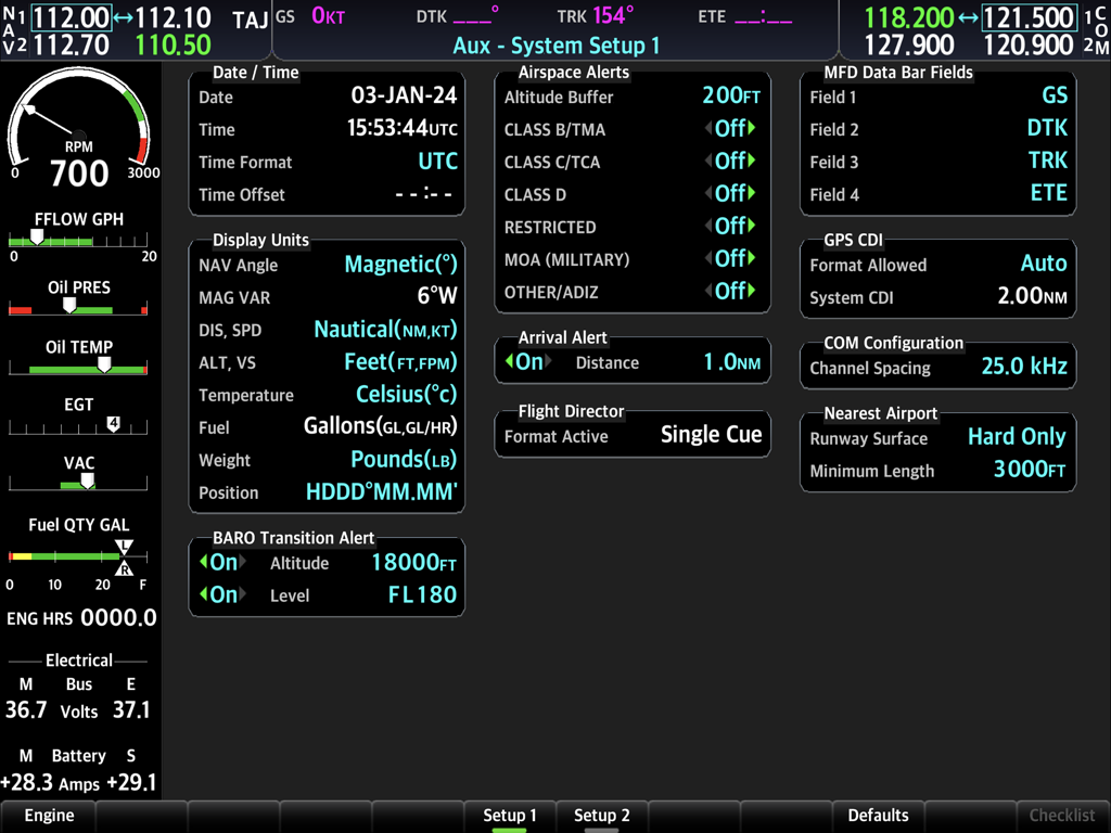 Pantalla de configuración del sistema auxiliar de la aplicación de simulador de vuelo SIMiONIC G1000 NXi mostrando la configuración de aviónica y los datos del motor.