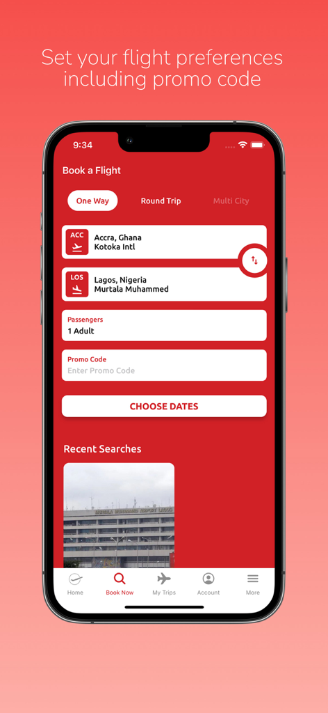 Africa World Airlines - Interface do aplicativo móvel Africa World Airlines para pesquisar e reservar voos de Acra para Lagos com uma opção de código promocional