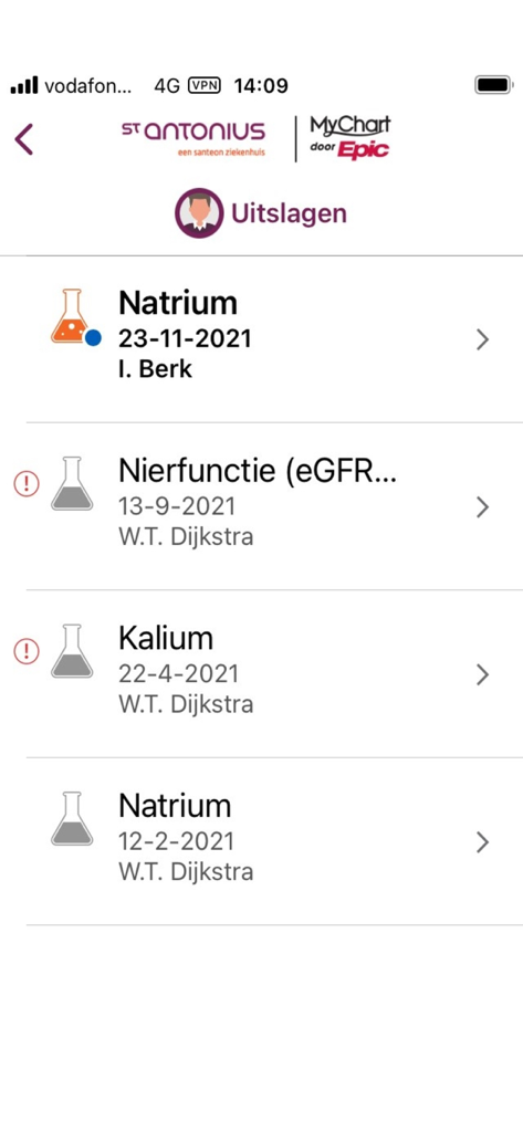 Mijn Antonius - A list of medical test results including sodium and kidney function in the Mijn Antonius app