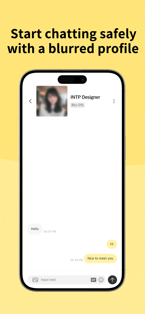 Blurry - Safe Chat That Clears - Écran de smartphone montrant l'interface de chat de l'application Blurry avec une image de profil floutée et des messages.
