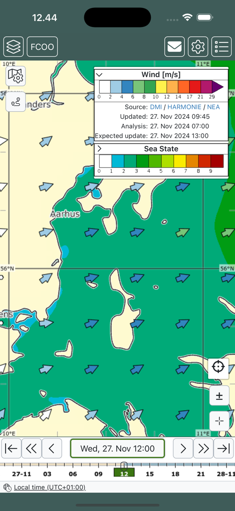 Marine weather map showing wind and sea state forecasts for the Danish coast near Aarhus.