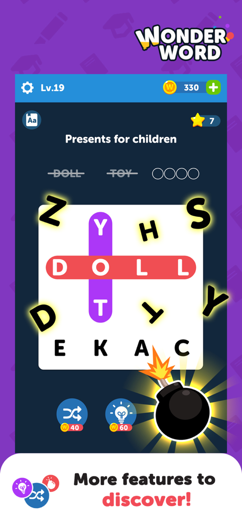 Wonder Word: Word Search Games - Un nivel de puzzle de buscar palabras en Wonder Word que muestra palabras como doll y toy encontradas con un efecto de potenciador de bomba.