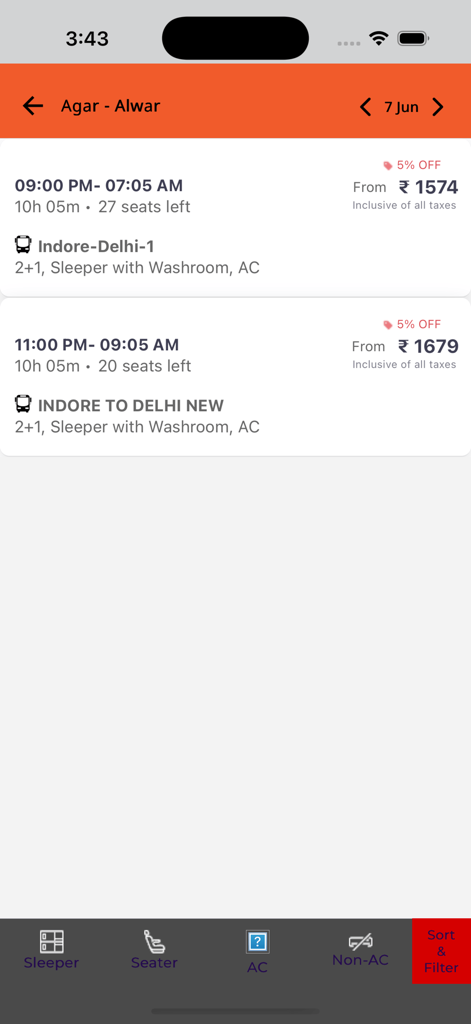 Ram Dalal Travels - Captura de pantalla de la aplicación Ram Dalal Travels que muestra autobuses cama de lujo disponibles para la ruta Agar a Alwar con precios y disponibilidad de asientos.