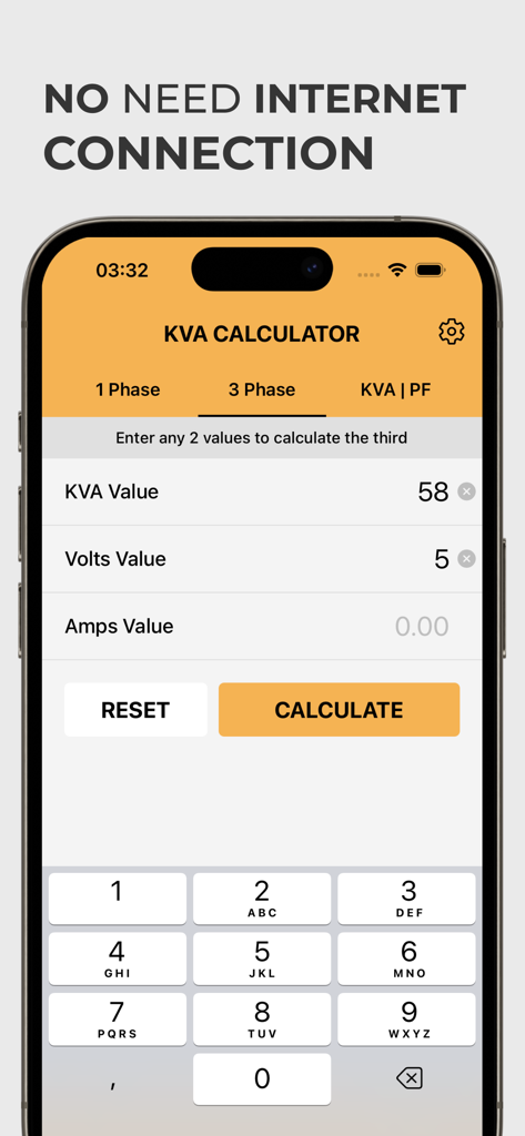 Interfaccia dell'app mobile Calcolatore KVA che mostra calcoli elettrici trifase e modalità offline