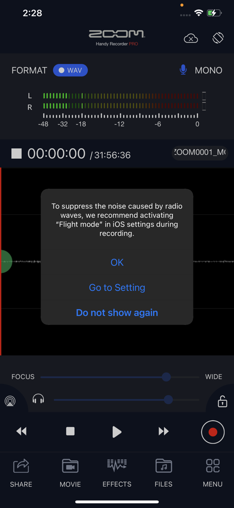 Handy Recorder PRO - Handy Recorder PRO app displaying a pop-up recommendation to activate flight mode for noise-free audio recording