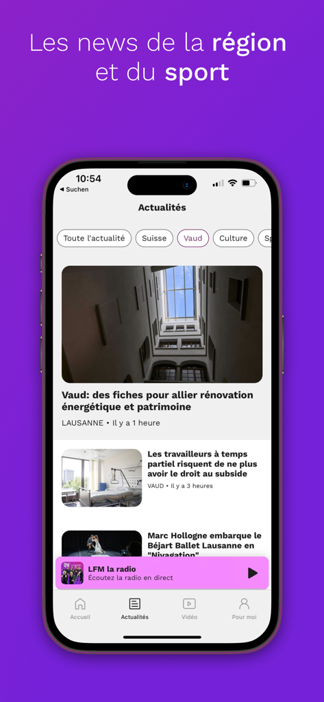 LFM - LFM mobile app news screen displaying regional articles and a live radio player bar