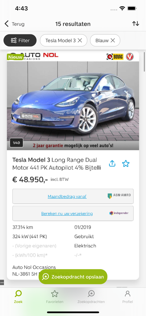 AutoTrader: tweedehands auto’s - Captura de pantalla de la aplicación AutoTrader que muestra un anuncio detallado de un Tesla Model 3 azul usado.
