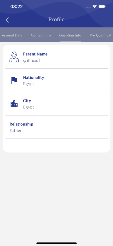 Pantalla de información del tutor en la aplicación MyU Student Portal que muestra detalles como el nombre del padre/madre y la nacionalidad.