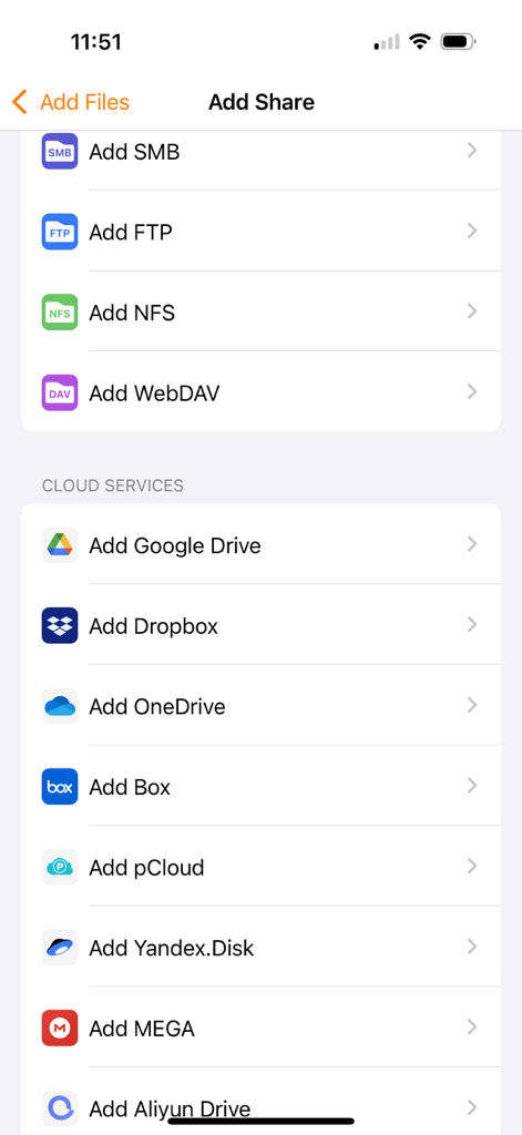 Interface dans l'application Infuse montrant les options pour connecter des partages réseau et des services de stockage cloud