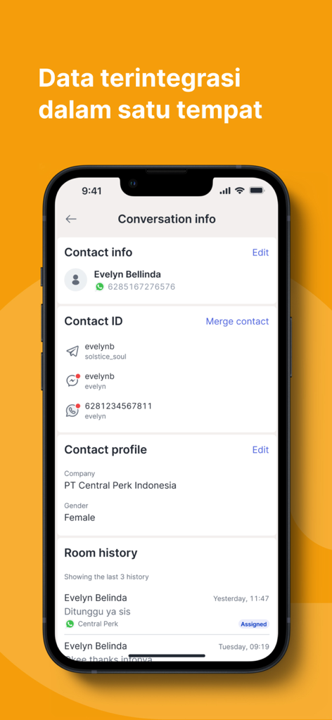 A mobile app screen displaying integrated customer contact details including social media handles and conversation history in the Qontak Chat interface