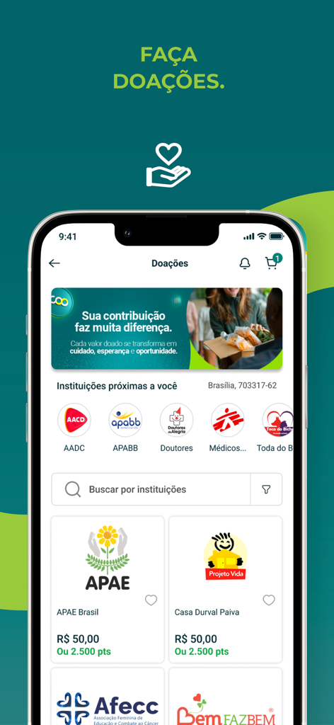 Coopera - Mobile screen of the Coopera app showing the donations section with various Brazilian charitable organizations and options to donate using points or money