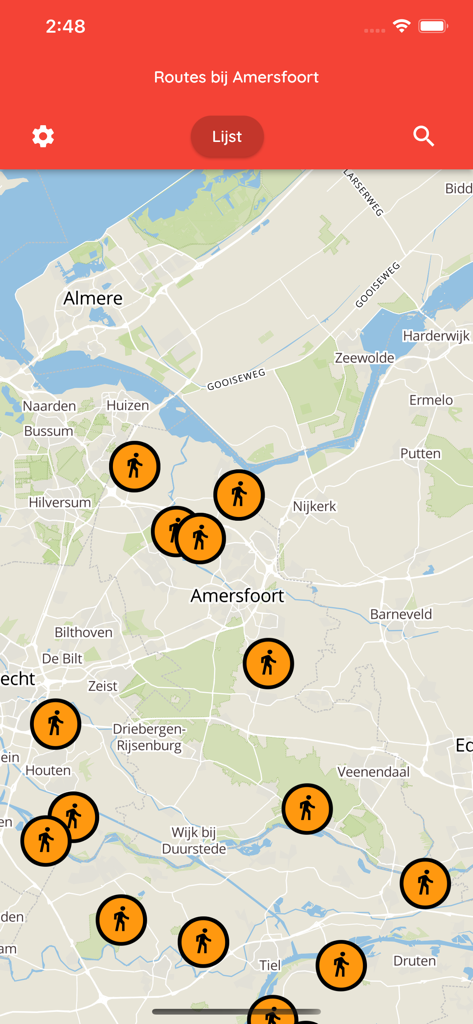 Klompenpaden - Klompenpaden app screen showing a map with walking trail icons near Amersfoort