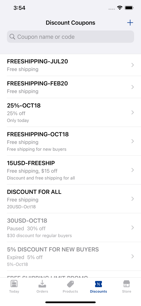 Interfaz de la app móvil IONOS eCommerce mostrando una lista de cupones de descuento y ofertas promocionales para la tienda online de un pequeño negocio