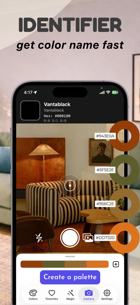 거실 사진에서 여러 색상과 16진수 코드를 식별하는 모바일 앱 인터페이스