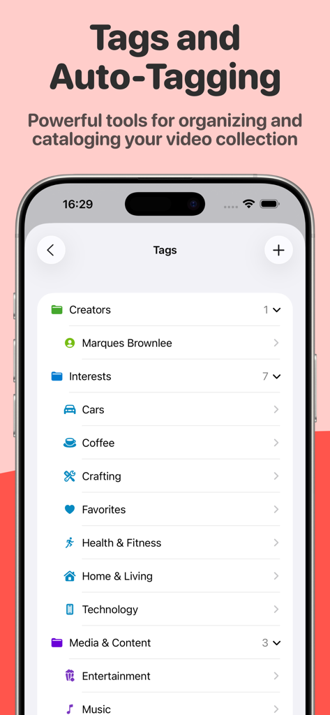 Play: Save Videos Watch Later - Der Bildschirm der Play App, der Video-Organisationsordner und Tags für Ersteller und Interessen anzeigt
